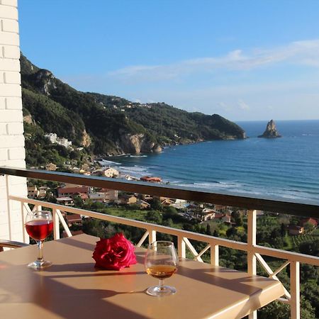 Lido Sofia Holidays Agios Gordios  Bilik gambar