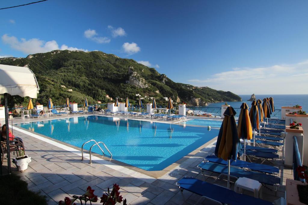 Lido Sofia Holidays Agios Gordios  Bilik gambar